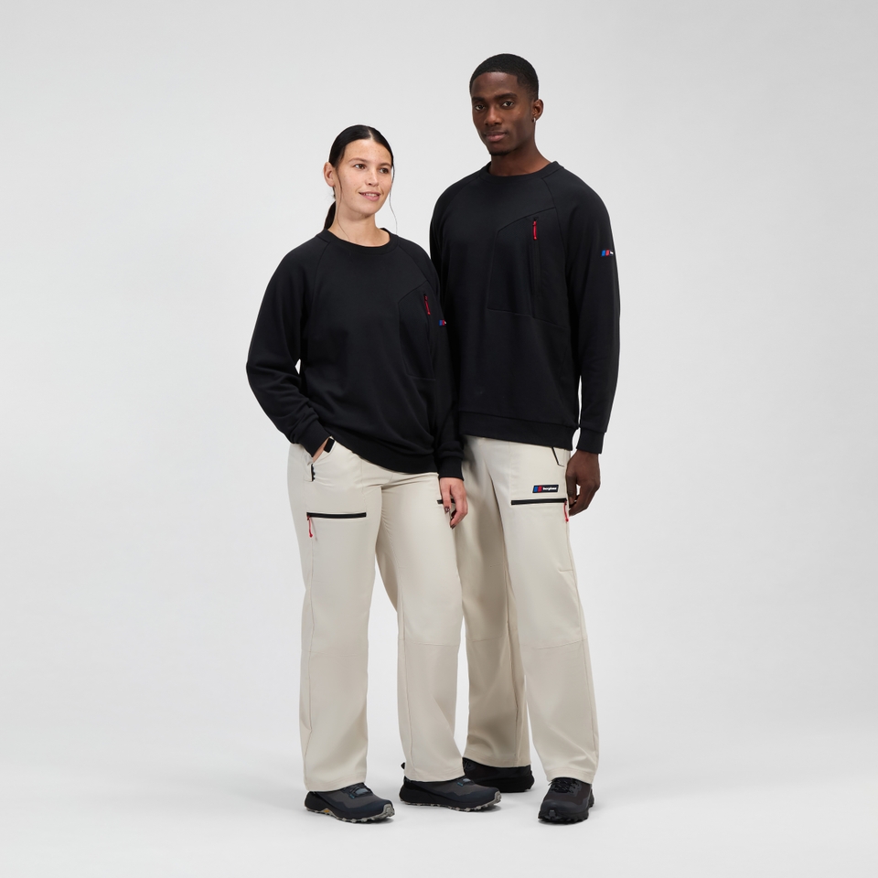 Unisex Storm 25 Crew Sweater - Black